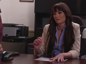 Employee has sex with lesbian boss