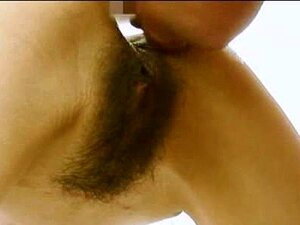 浅田若菜:いたずらな日本人妻が激しいセックスにふける