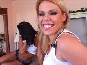 Xvideos Sexy Milf porn videos at Xecce.com