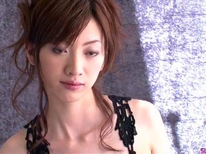 Kanon Hanai feels large penis smacking her bush - more at. Kanon Hanaiは大きなペニスが彼女のブッシュを叩くのを感じる - もっと