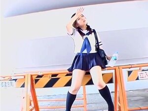 Skirt sharking video featuring a sweet Japanese babe