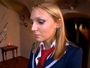 Schulmädchen Wird Von Zweien Ihrer Mitschüler Gevögelt Schulmädchen Wird Von Zweien Ihrer Mitschüler Gevögelt