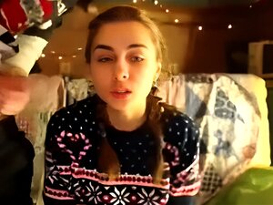 Sexy Babe first Blowjob