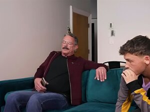 cutie Gay Hunter Scott enjoys sucking the big cock of stepdad
