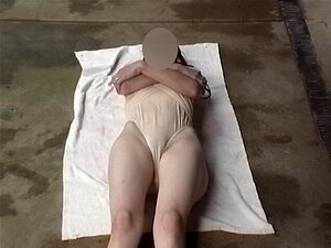 Sue Oliver porn videos at Xecce.com