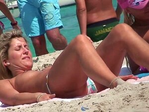 Voyeur Beach. Voyeur Beach