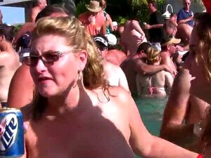 Dive into the Hottest Naked Pool Party Porn Videos at xecce.com