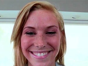 PasionChicas.com - Aimee Lou Wood Nude videos porno gratis