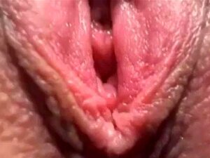Wet Teen Pussy Upclose - Fluffer Porno