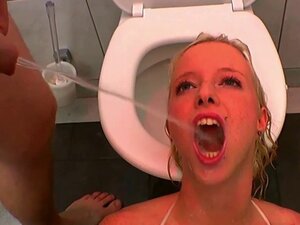 Pije Zloty Deszcz - Filmy Porno @ PornoKrol.com